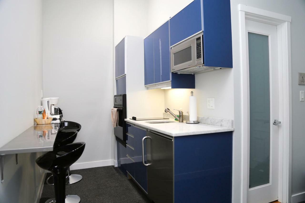 Large Stylish Newbury Street Studio W/ Kitchen Boston Exterior foto